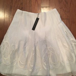 Elie Tahari white skirt